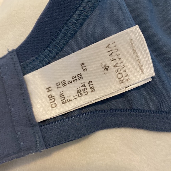 Rosa faia beautyful cup h - Picture 3 of 11